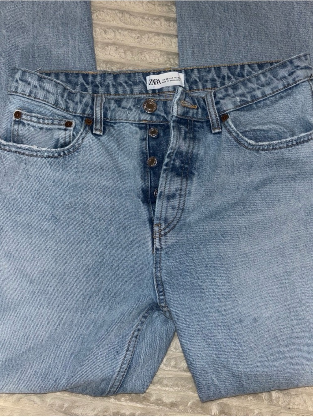 Zara Light Blue Relaxed Jeans with Button-Fly